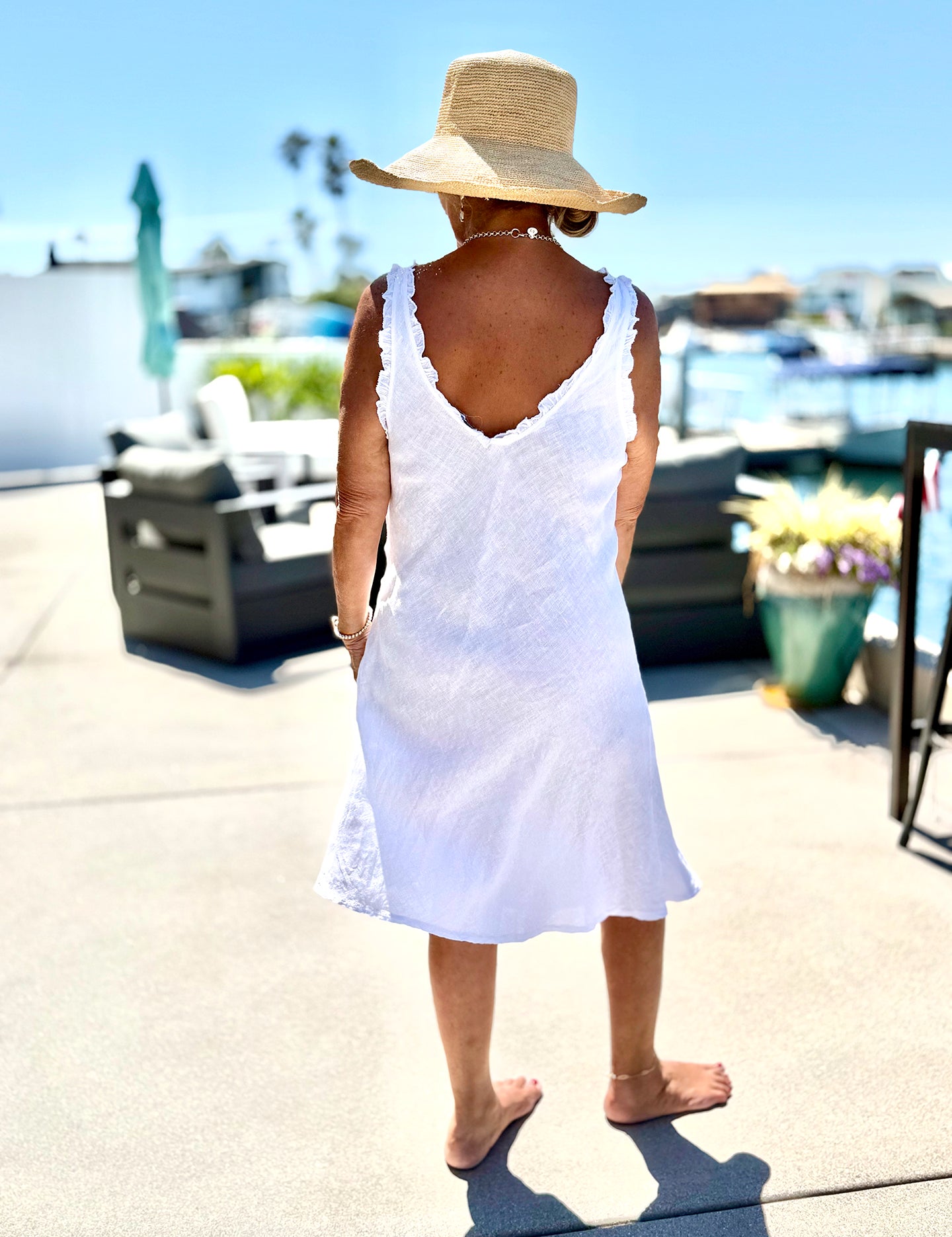 white_dress_2.jpg